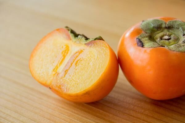 子供のおやつにピッタリ!? 秋の味覚“柿”に秘められた栄養と効果