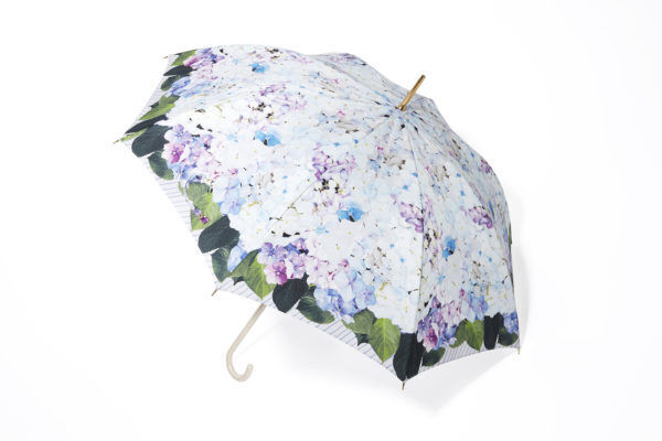 『Coci la elle（コシラエル）』の傘があれば、雨の日さえ愉しみに