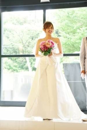 婚活女性を応援！「ウェディングドレス女子会」に新婚・菊地亜美さんも登場