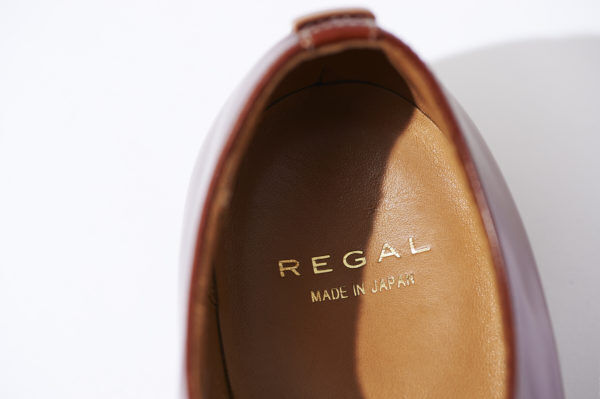 ハレの日も職場も、『REGAL（リーガル）』プレミアムラインの革靴でハンサムな足元