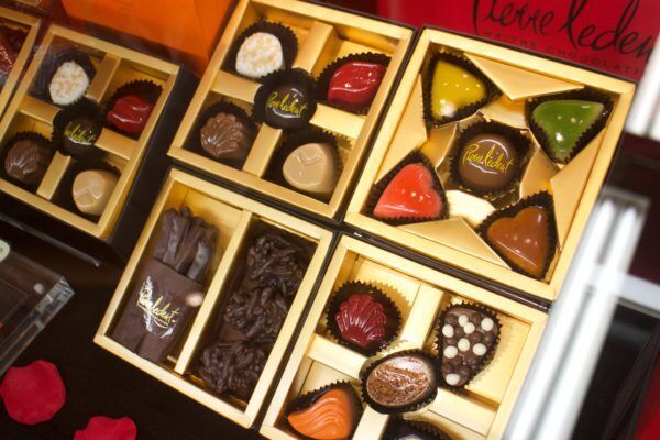 チョコレート大集合！バレンタインに贈りたいカラフルショコラ。大丸東京店「2020ショコラプロムナード」 開催中