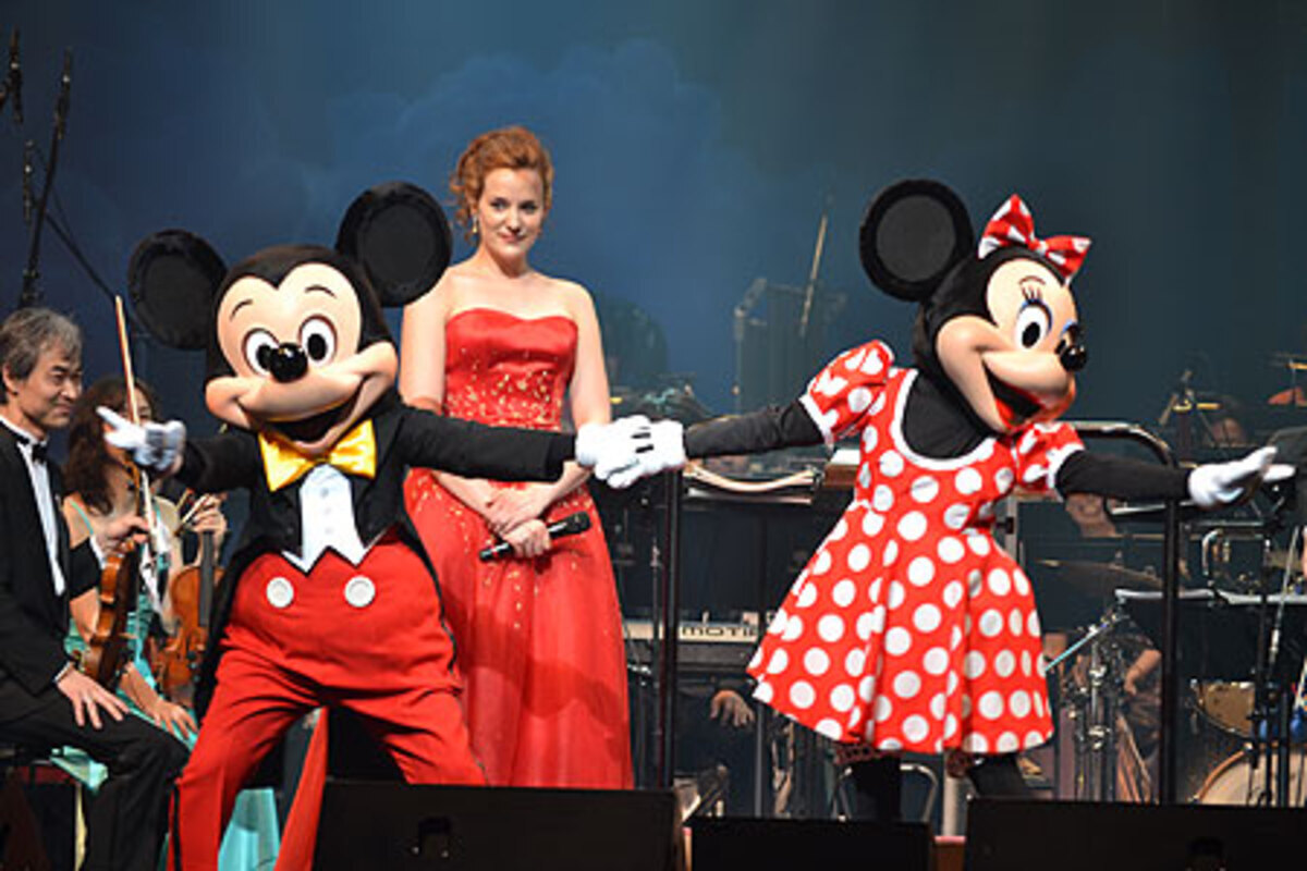 ミッキー ミニーもお祝い ディズニー オン クラシックが10周年 12年6月8日 ウーマンエキサイト 1 2
