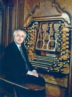 バッハのオルガン作品全228曲を、7年、14回に渡ってオルガン奏者がリレーで紡ぐ
