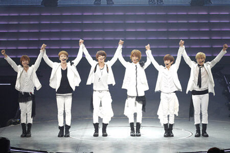 BOYFRIEND、武道館で4万人と初デート