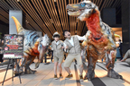 「恐竜の日」に渋谷ヒカリエで肉食恐竜ユタラプトルが出現！