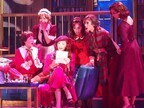 宝塚歌劇OGが華々しく競演！芝居心を実感する『8人の女たち』開幕
