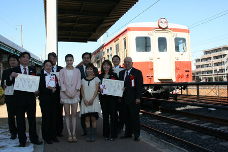 日本一の鉄道旅行を決めるイベントに『僕達急行』から村川絵梨が登場