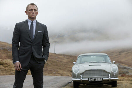 『007 スカイフォール』、イギリスで史上最大のヒット！