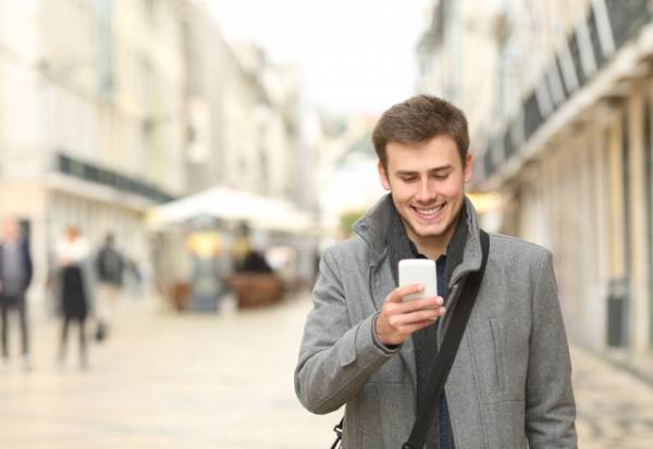 好きです…！！男性が【付き合いたい女性に送るLINE】はコレ！