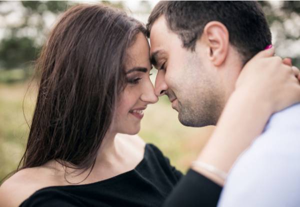 この展開って…？女性が彼からの「キスを期待する瞬間」4つ