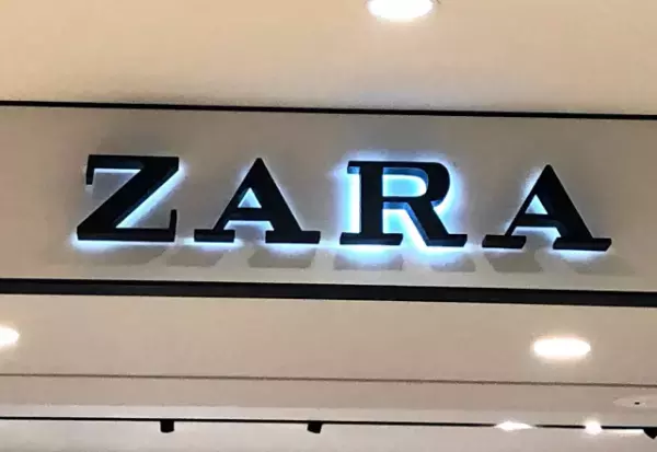 無限に着回せる！【ZARA】即買い「単色ニット」が優秀すぎた！