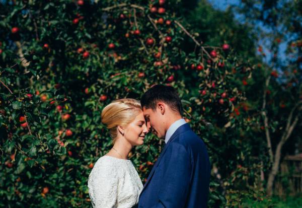 面と向かっては恥ずかしいから…男が出す【大好きサイン】とは