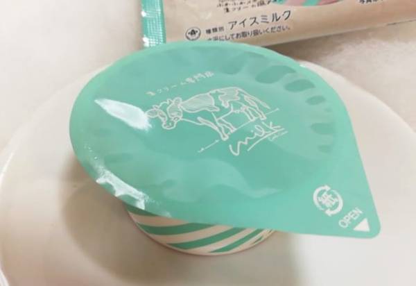 「ふわふわ食感やみつきッ！」ローソンと生クリーム専門店コラボアイスって？