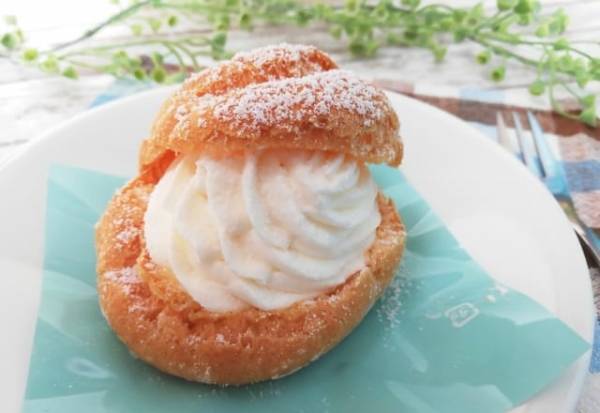 「クリームたっぷり！」ローソンのMilkコラボシューが最強って噂！