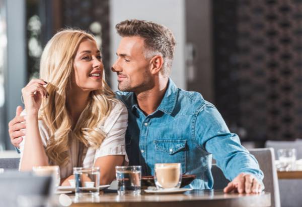 【男性必読】女性のハートを射抜く「褒め言葉」って？