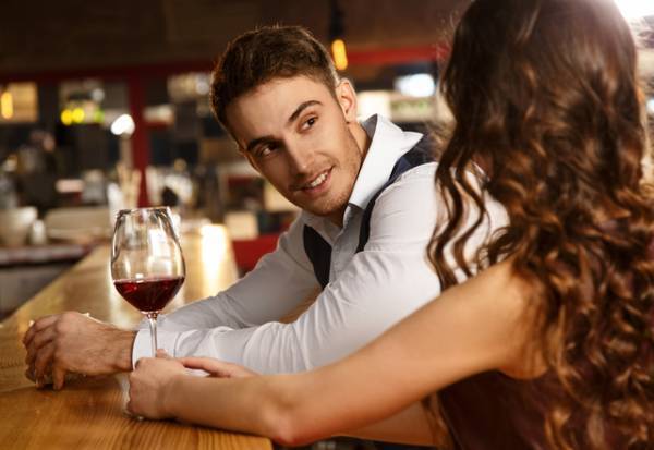 特別な存在だよ！女性が好きな男に見せる「大好きサイン」って？