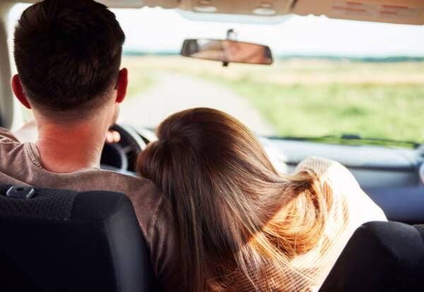 無言が気まずい そんなアナタは要チェック ドライブデート術 年12月16日 ウーマンエキサイト 1 2