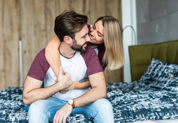 ニヤニヤしちゃう～！女性がしたい「イチャイチャ」4選