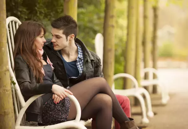 自慢の彼氏になろう！彼女と「今以上にラブラブになる方法」4つ