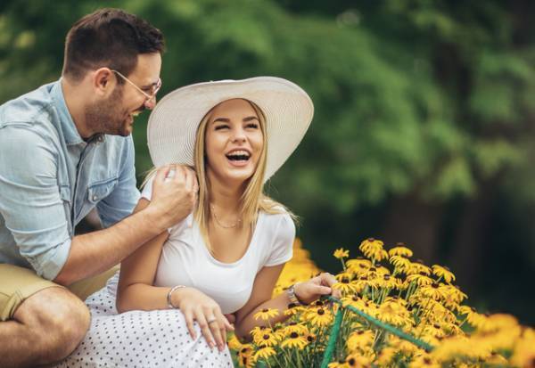 他の人にはしません！女性が「振り向いてほしい男に」してること4つ