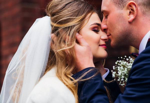 もうすぐ家族に…！？彼が「結婚を意識する女性」に話すこと4選