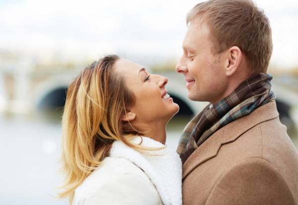 実は秘密があった…？！女性に「モテる男の特徴」4選