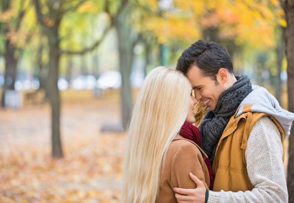 なんで気づかないの？！女性が見せる【脈アリ】サインって？