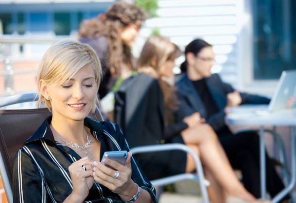 これが届いたら好き確定！？女性が「本命に送るLINE」の見抜き方