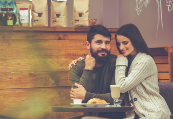 ムラムラとまらん 彼女が出す 触ってくださいサイン とは 21年1月4日 ウーマンエキサイト 1 2