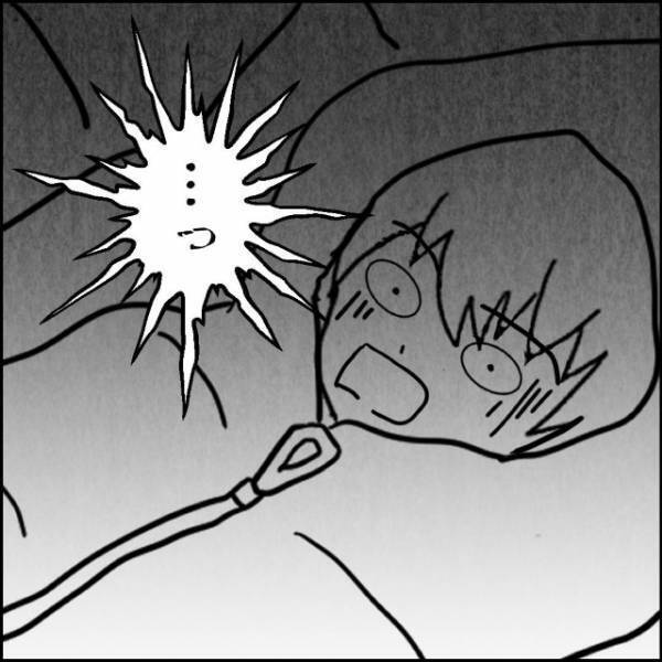 「た…助け…！」テント内に手を伸ばす“不気味な男”。恐怖で動けずにいると、男は俺の寝袋をつかみ…【異質な森でキャンプ＃9】