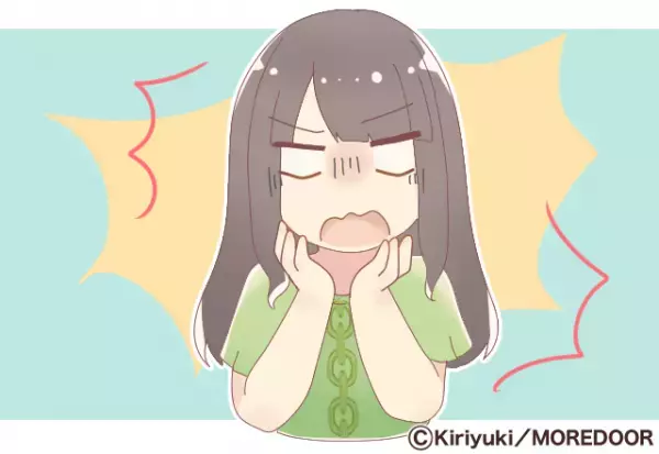 【大慌て】子どもの入学式の準備。ピアスやネックレスに苦戦して、なんとか出発→ワンピースのしつけ糸を切り忘れた…！