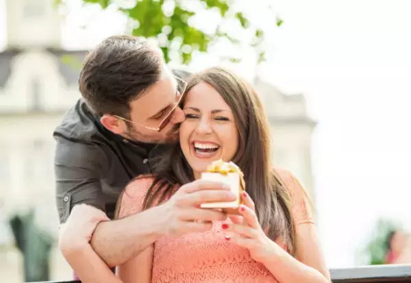 “恋人だから”と甘やかさない彼のおかげで変われた！＜前向きになれた恋愛エピソード＞