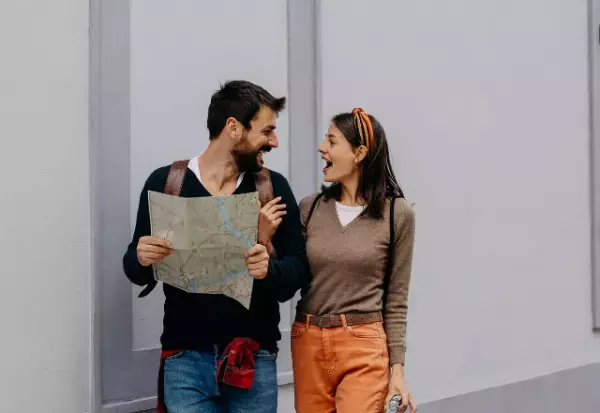 さりげない”思いやり”に魅力を感じる…【“素敵な人”の特徴2選】