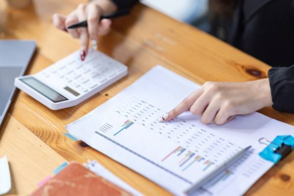 夫・年収400万円「食材は広告で安い時や直売所で」3人家族のリアルな家計簿を公開！【みんなの節約術】