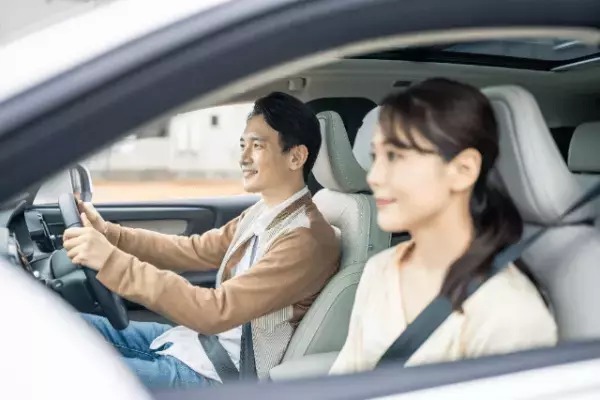 【ドロッと血が出た！？】予定より早く生理が来てしまった！車に乗っていたためすぐにトイレに行ける状況ではない！