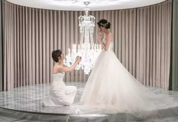 「2人で一緒に生きていくと決めた」ダブルドレスでの結婚式を叶えた女性同士のカップル。実感した結婚式の意義とは