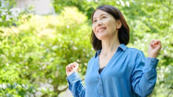 『40代を過ぎても輝きたい！』女性たちに聞いた“おばさん化しない人”の共通点とは？