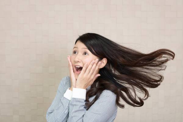 「どういう仕組みですか？」新卒の子が感動して聞いてきたのは…“FAX”のこと！？まさかのジェネレーションギャップに驚き