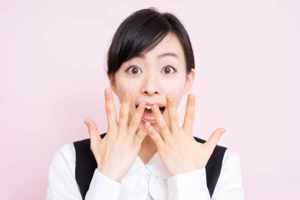 「この人とは親友でいないと！」高校時代の友人と疎遠に…→社会人になりアパートを出た瞬間『まさかの奇跡』が！？