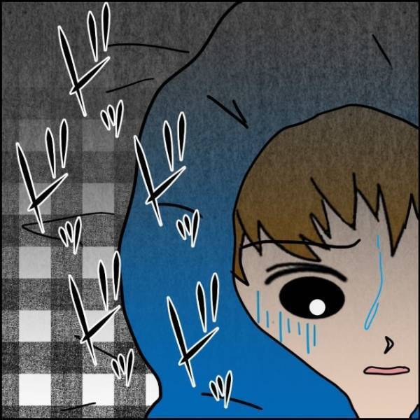 【怖すぎるキャンプ体験】深夜テントの周りをまわる謎の足音…→消えたと思った次の瞬間！？