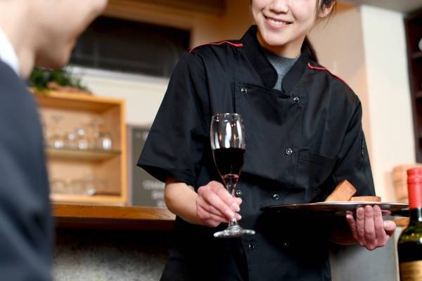 【居酒屋で】お客様からかけてもらった言葉に…→「これって天職かも！」