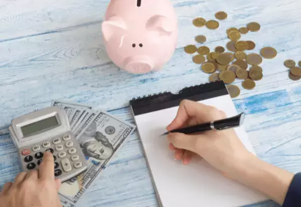 「年間で1万円くらい…」20代でやってみたお金が溜まる節約方法とは