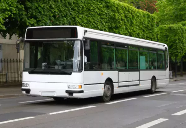 海外で…バスが到着した瞬間「え？」勉強になった”日本との違い”とは！？