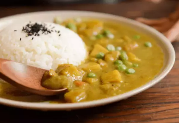 【野菜嫌いでも大丈夫！？】保育士が作る”野菜たっぷりカレー”とは