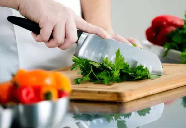 「彩りですら嫌がる」野菜嫌いな家族も食べれる”裏技レシピ”とは