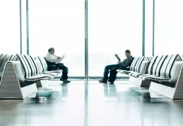 オランダ空港のロビーで…「さすが」圧倒された”日本との違い”に「上には上がいる」