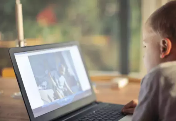 妖怪が大好きな4歳の孫　妖怪の絵を祖母にあげると⇒まさかの動画が！？「嬉しかった」「何度も見返す」