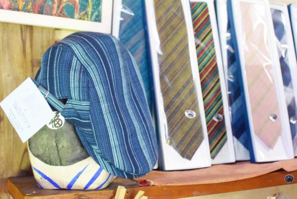 会津木綿の老舗「山田木綿織元」で400年続く伝統工芸に触れる