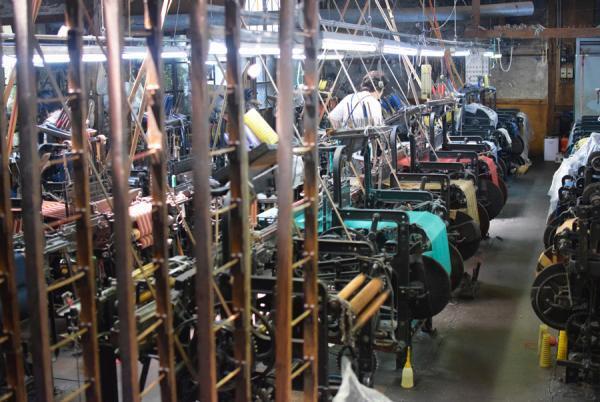 会津木綿の老舗「山田木綿織元」で400年続く伝統工芸に触れる