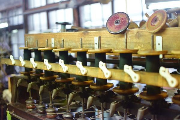 会津木綿の老舗「山田木綿織元」で400年続く伝統工芸に触れる